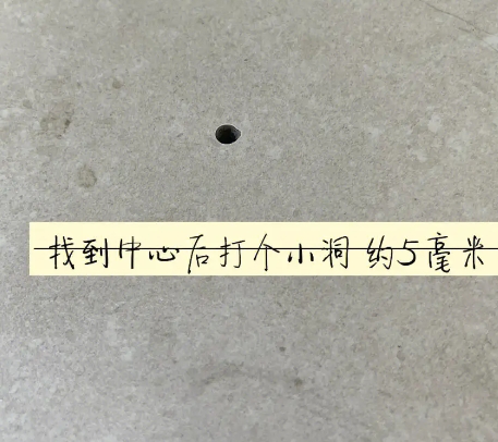 绵阳瓷砖空鼓维修公司专业解答在瓷砖铺贴过程中，如果砂料搅拌不均匀，将会带来以下问题